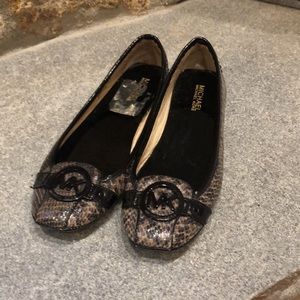 Michael Kors Women’s Snake Skin Flat Shoe Size 7 1/2